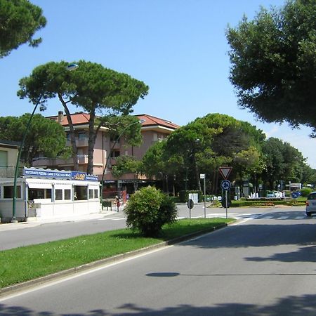 Cond Primavera Lignano Sabbiadoro Exteriör bild