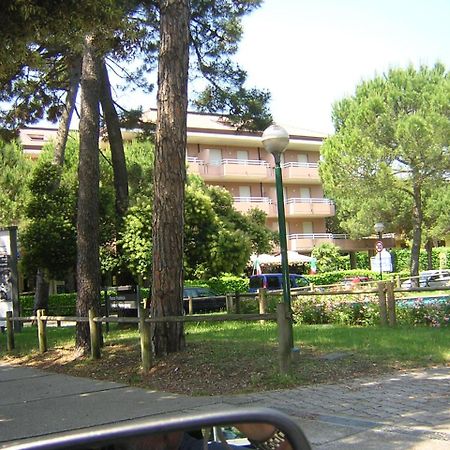 Cond Primavera Lignano Sabbiadoro Exteriör bild